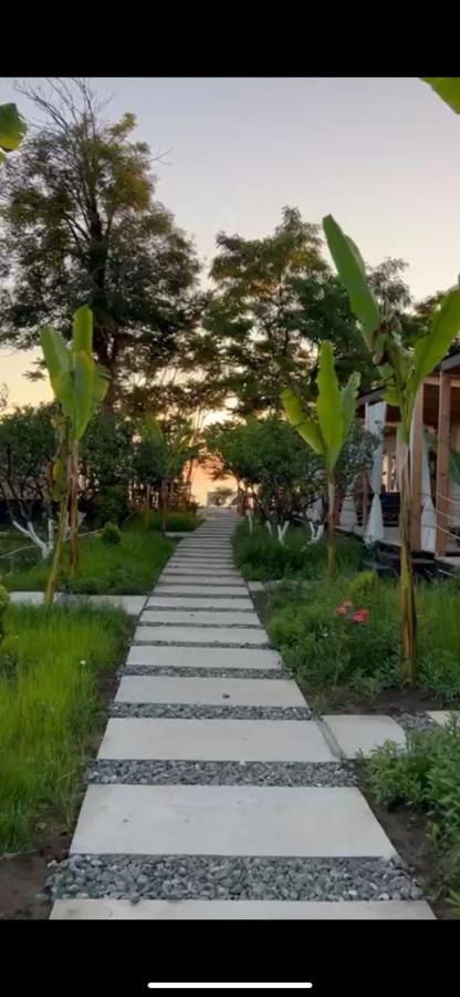 Aqua Palm Resort Sukhumi Exterior photo